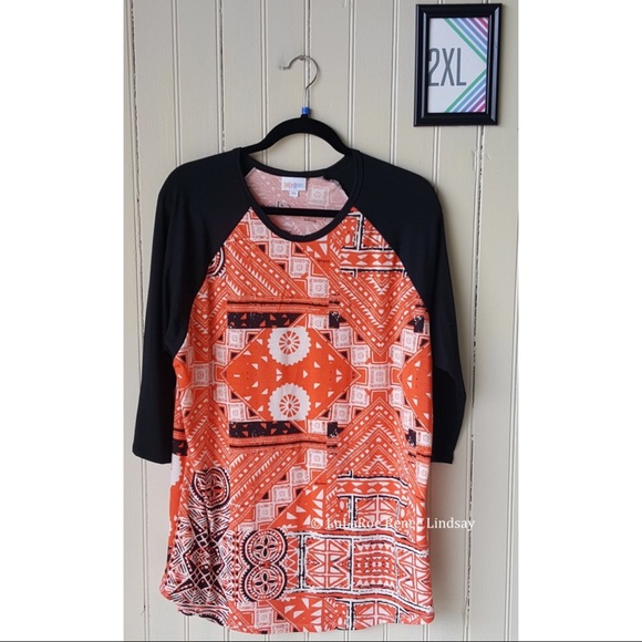 LuLaRoe Tops - BNWT Lularoe Randy Tee